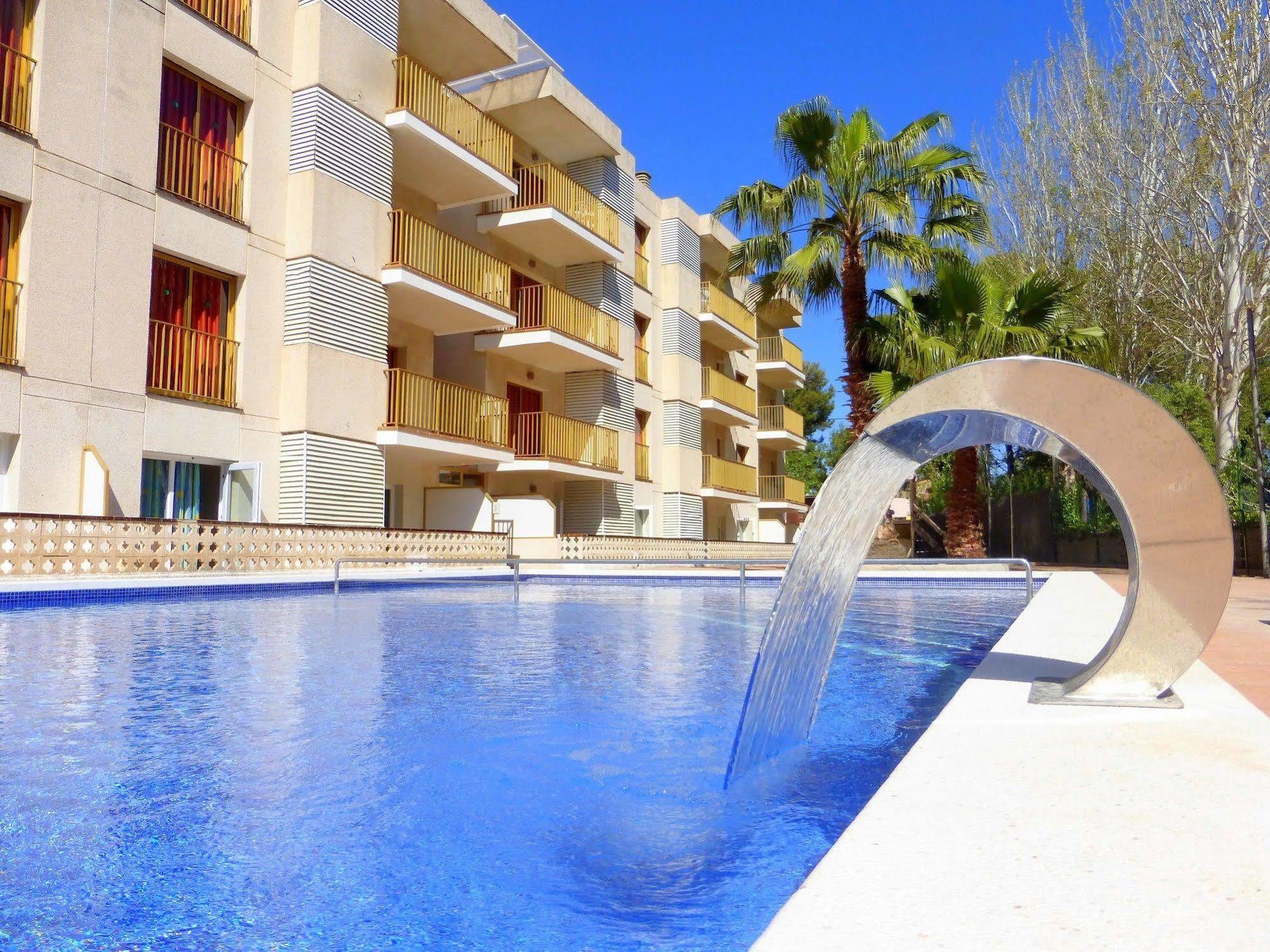 Rentalmar Pins Marina Cambrils Exterior foto